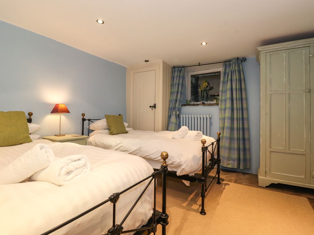 Charlottes Cottage