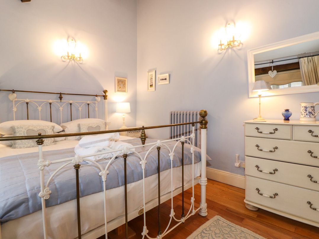 Charlottes Cottage