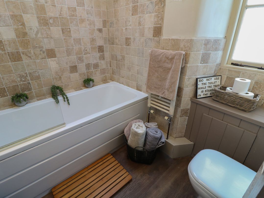 Coupling Cottage