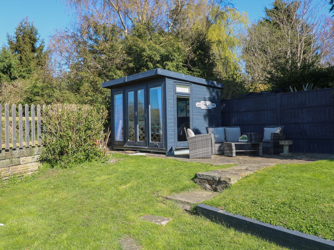 Coupling Cottage