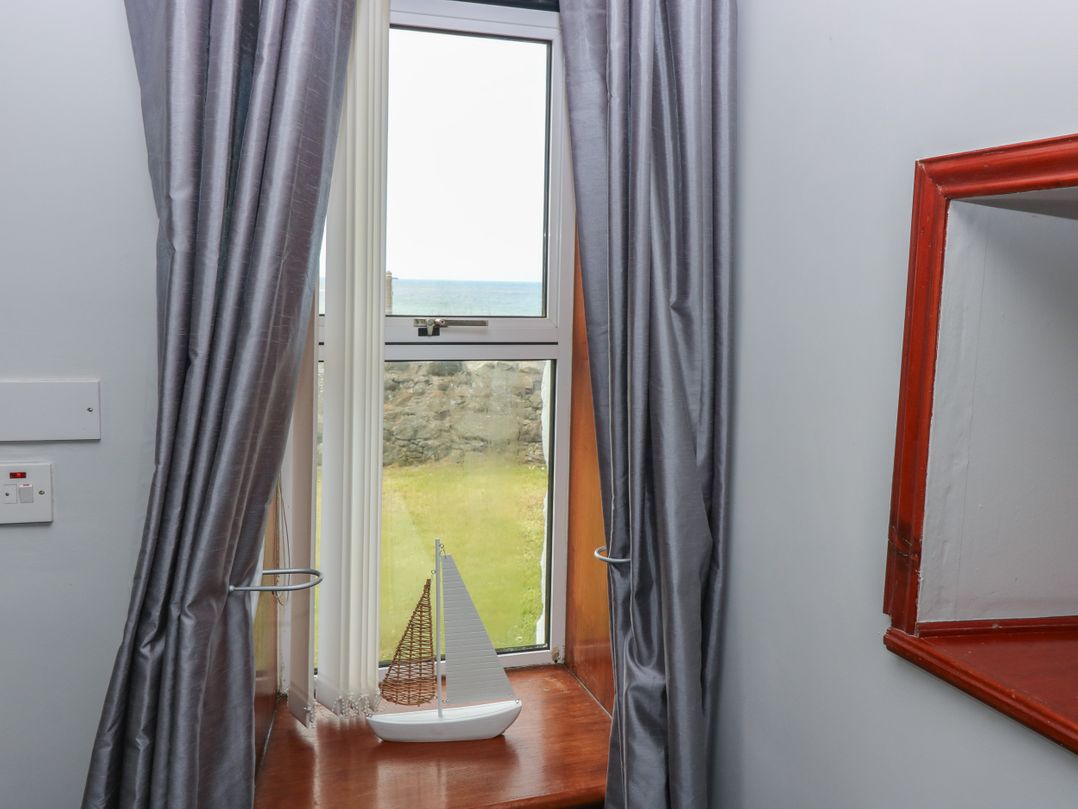 Bella's Beach Cottage