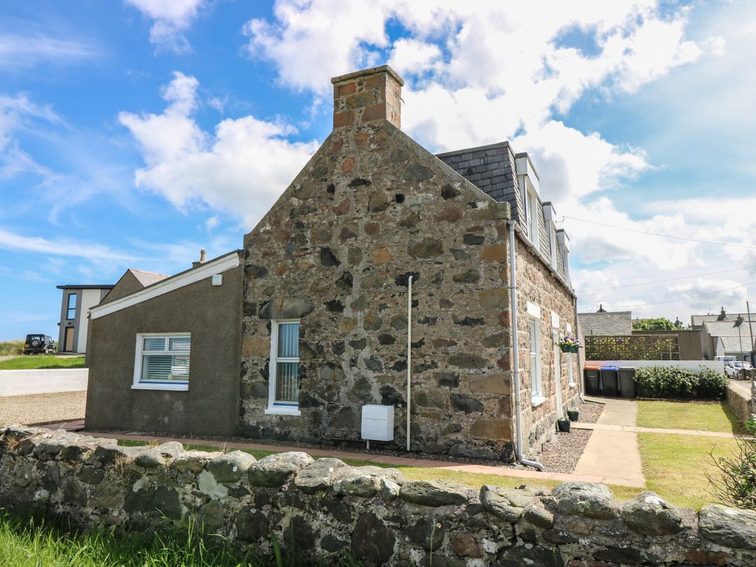 Bella's Beach Cottage