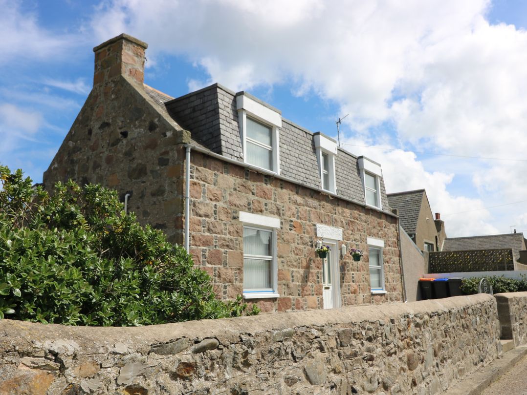 Bella's Beach Cottage