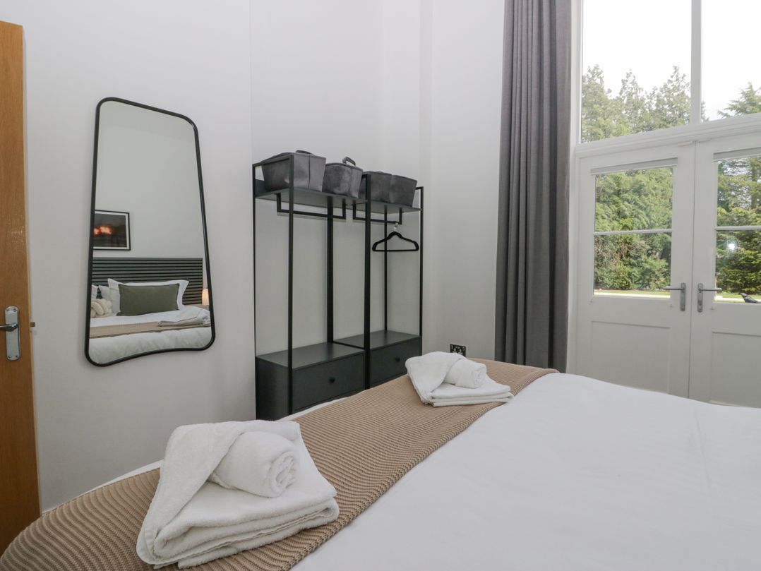 The Myles Suite Stone Cross Mansion