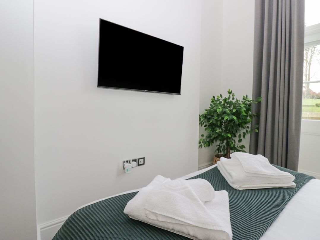 The Myles Suite Stone Cross Mansion