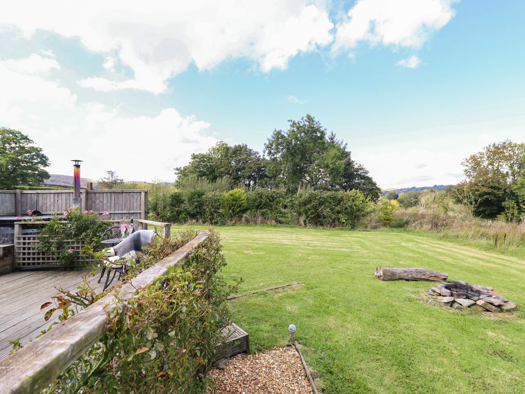 Embden Pod at Banwy Glamping