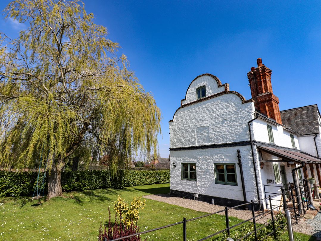 Top Farm House