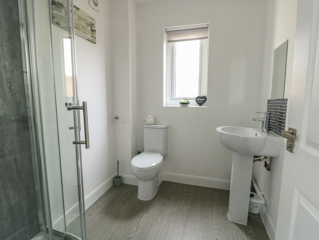 4 Parc Delfryn