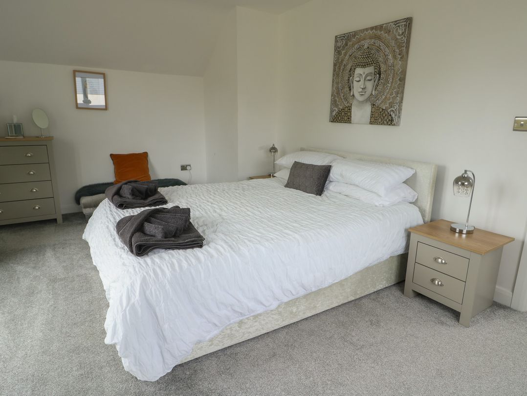 4 Parc Delfryn