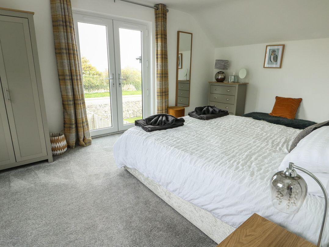 4 Parc Delfryn