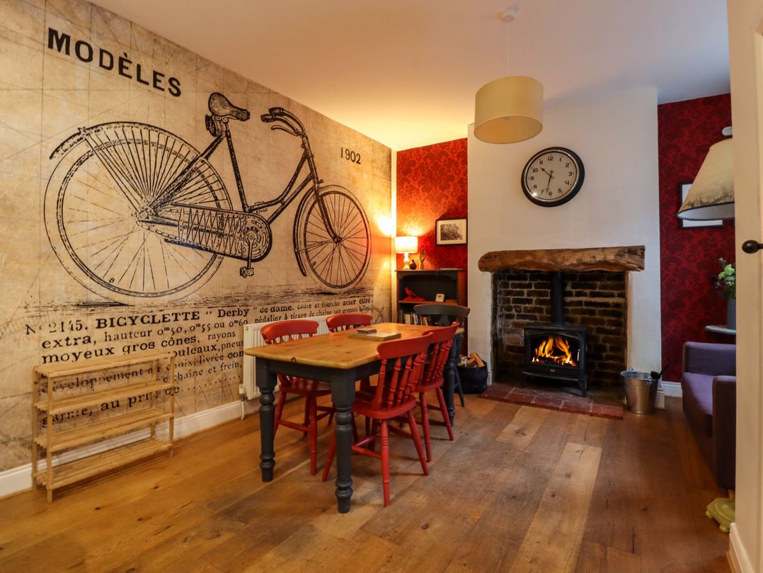 Castlewood Cottage