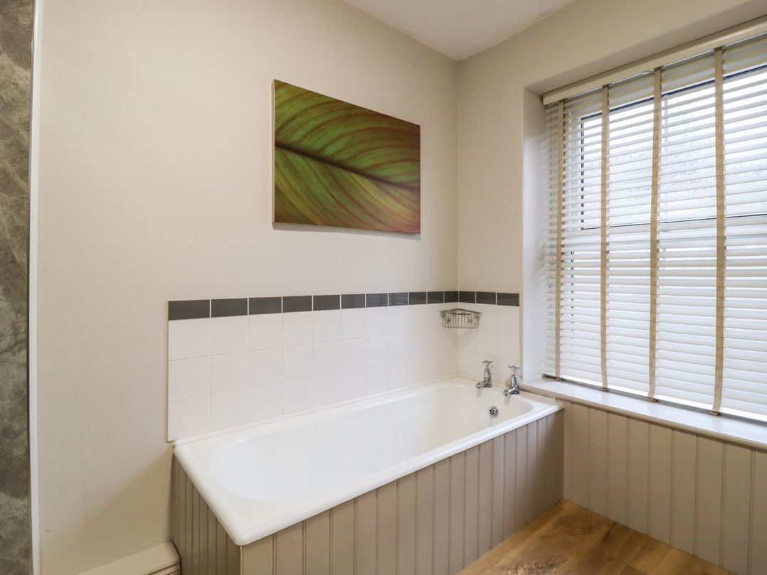 Castlewood Cottage