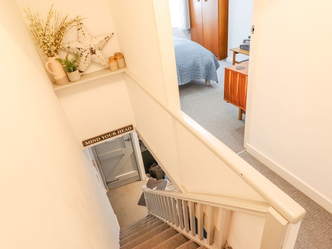 5 Bryn Tirion