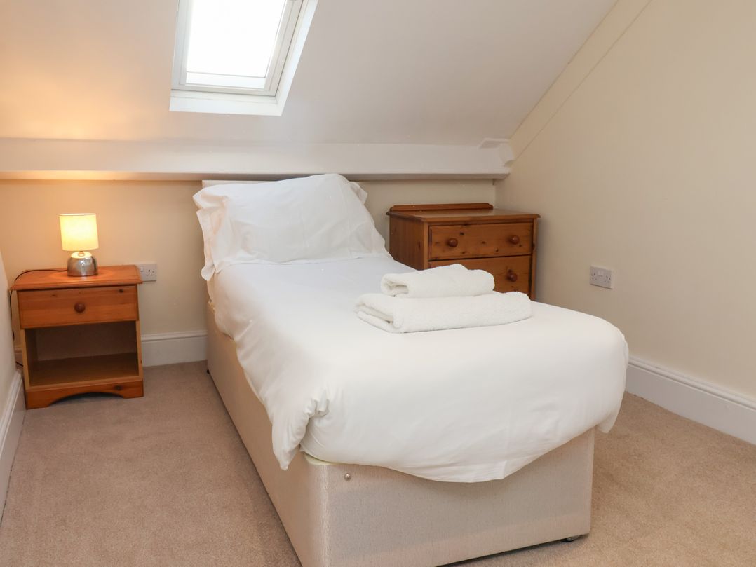 4 Normanby Terrace