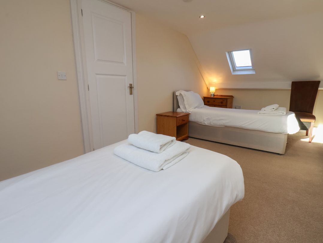 4 Normanby Terrace