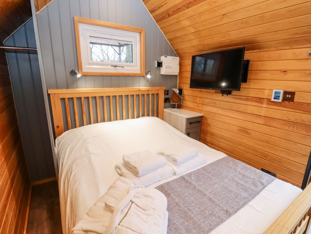 Willow Lodge At Bridge Lake Farm & Fishery