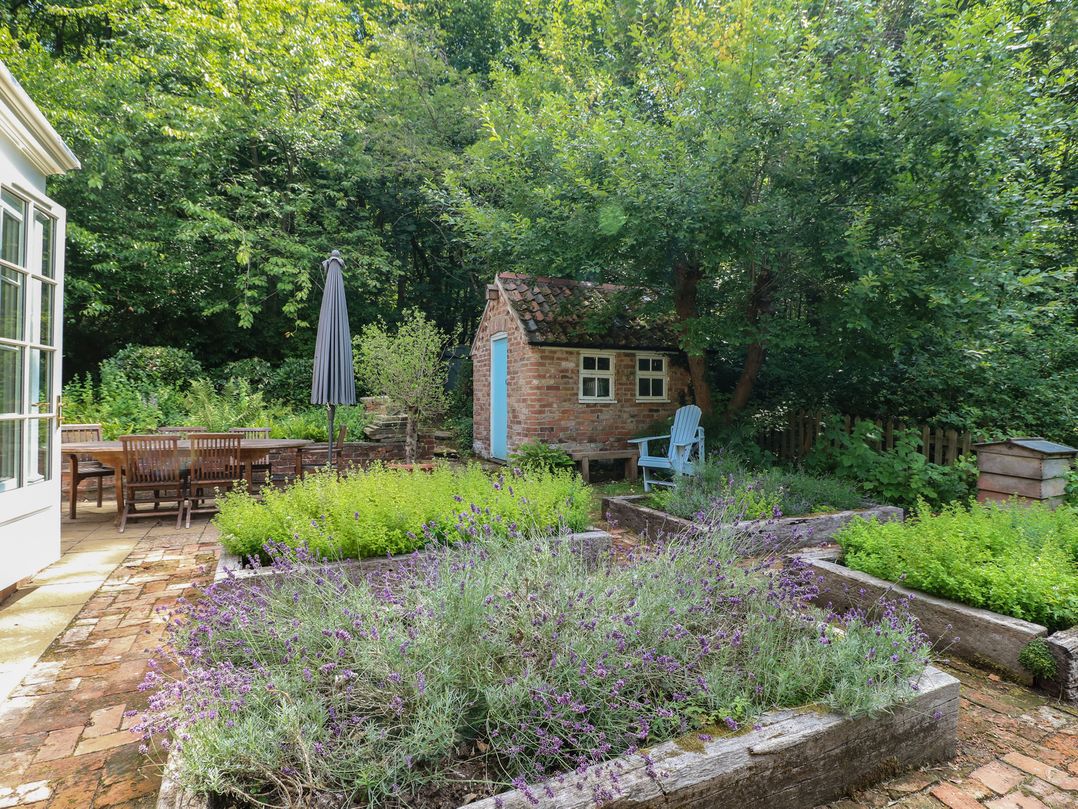 Sunny Cottage