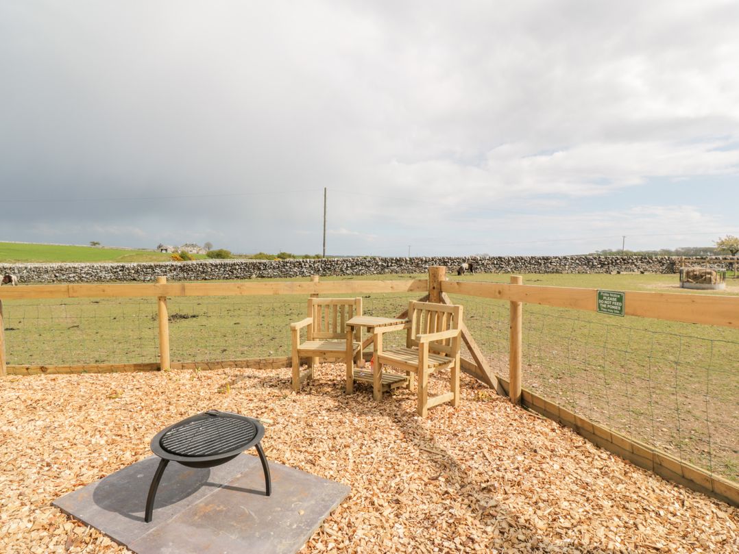 Ketburn Shepherds Hut at Balnab Farm