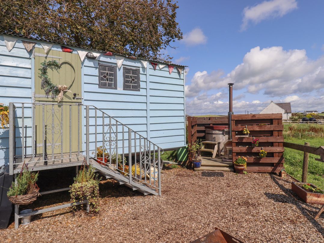 Ketburn Shepherds Hut at Balnab Farm