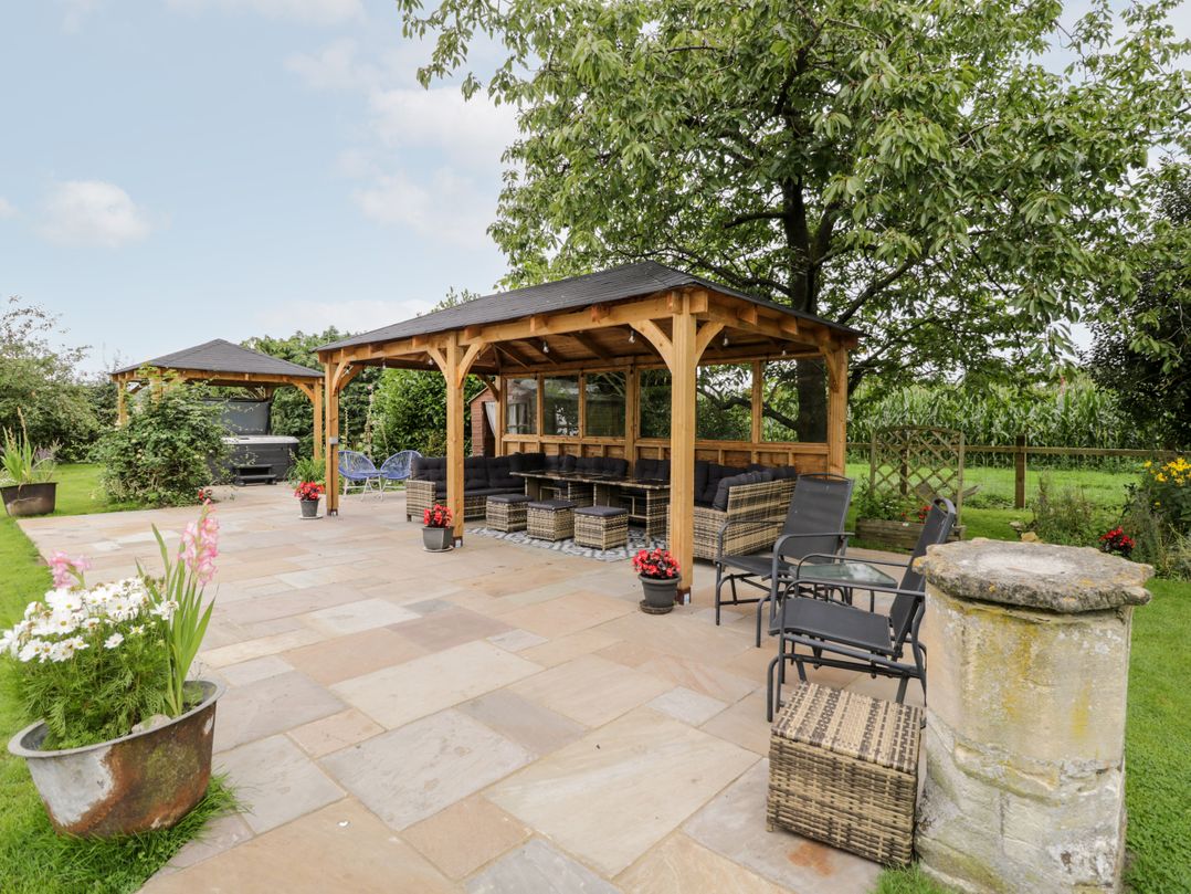 Reybridge House
