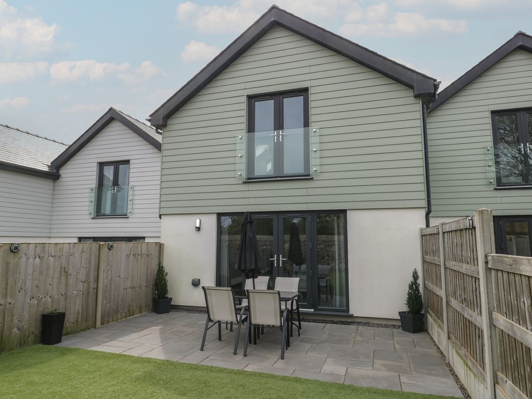 3 Parc Delfryn