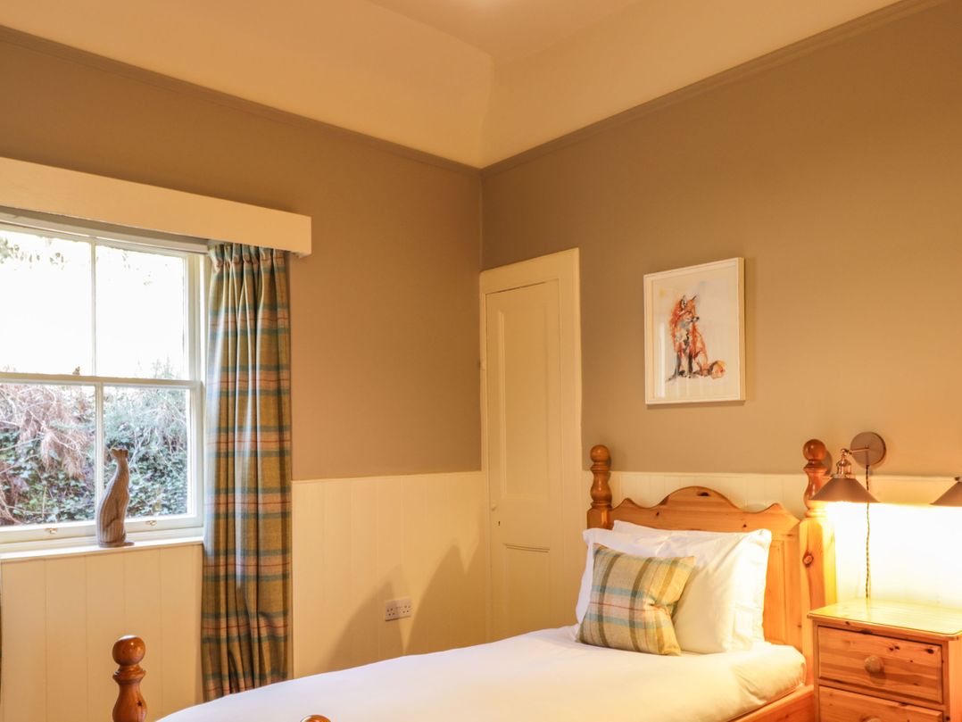 Ferry Cottage - Balmacara