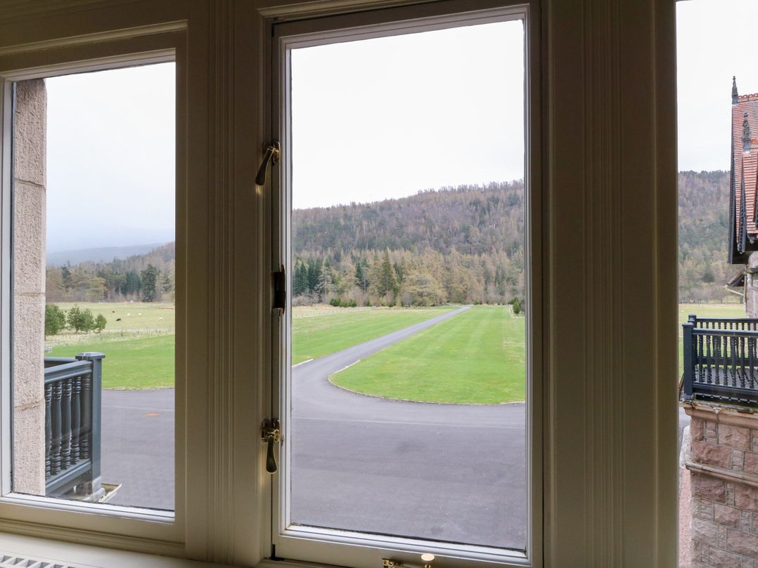 Dalvorar - Mar Lodge Estate