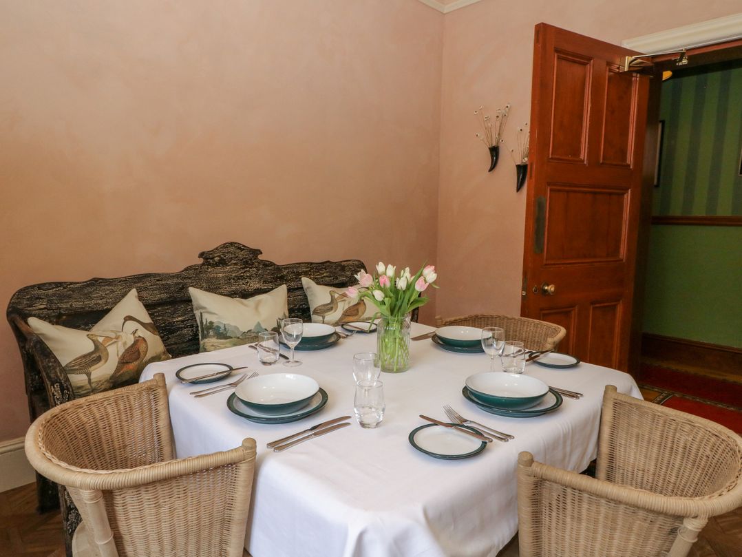 Dalvorar - Mar Lodge Estate