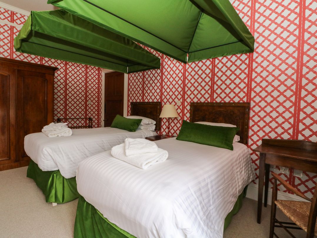 Dalvorar - Mar Lodge Estate