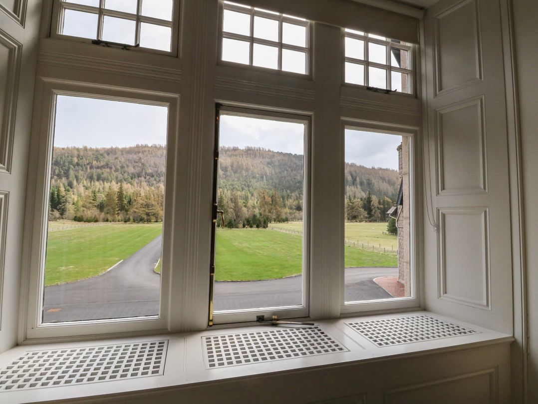 Dalvorar - Mar Lodge Estate