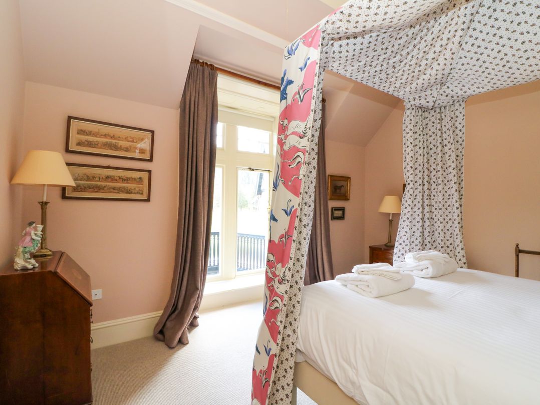 Dalvorar - Mar Lodge Estate