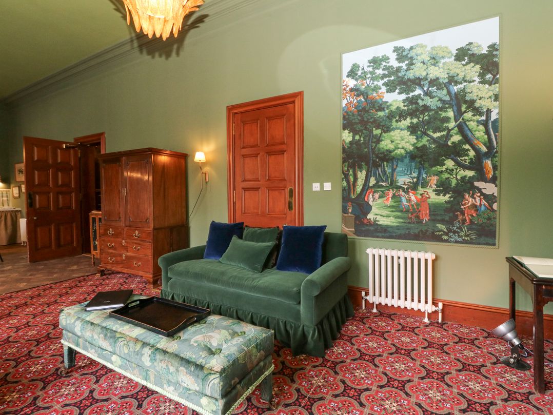 Derry - Mar Lodge Estate