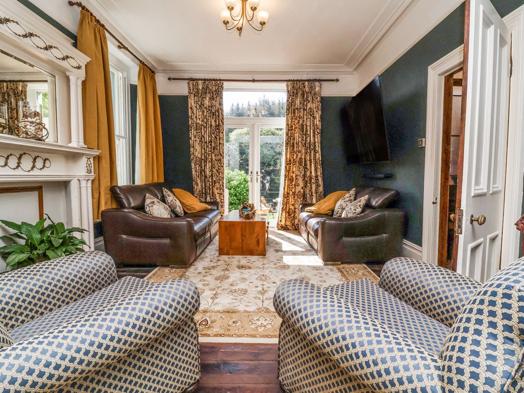The Woodlands House Estate
