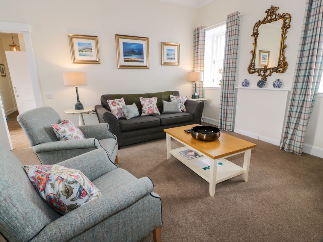 Royal  Artillery Cottage - Culzean Castle