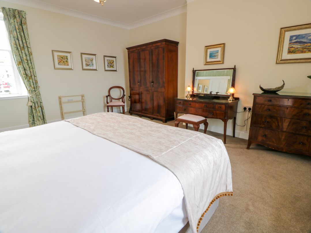 Royal  Artillery Cottage - Culzean Castle