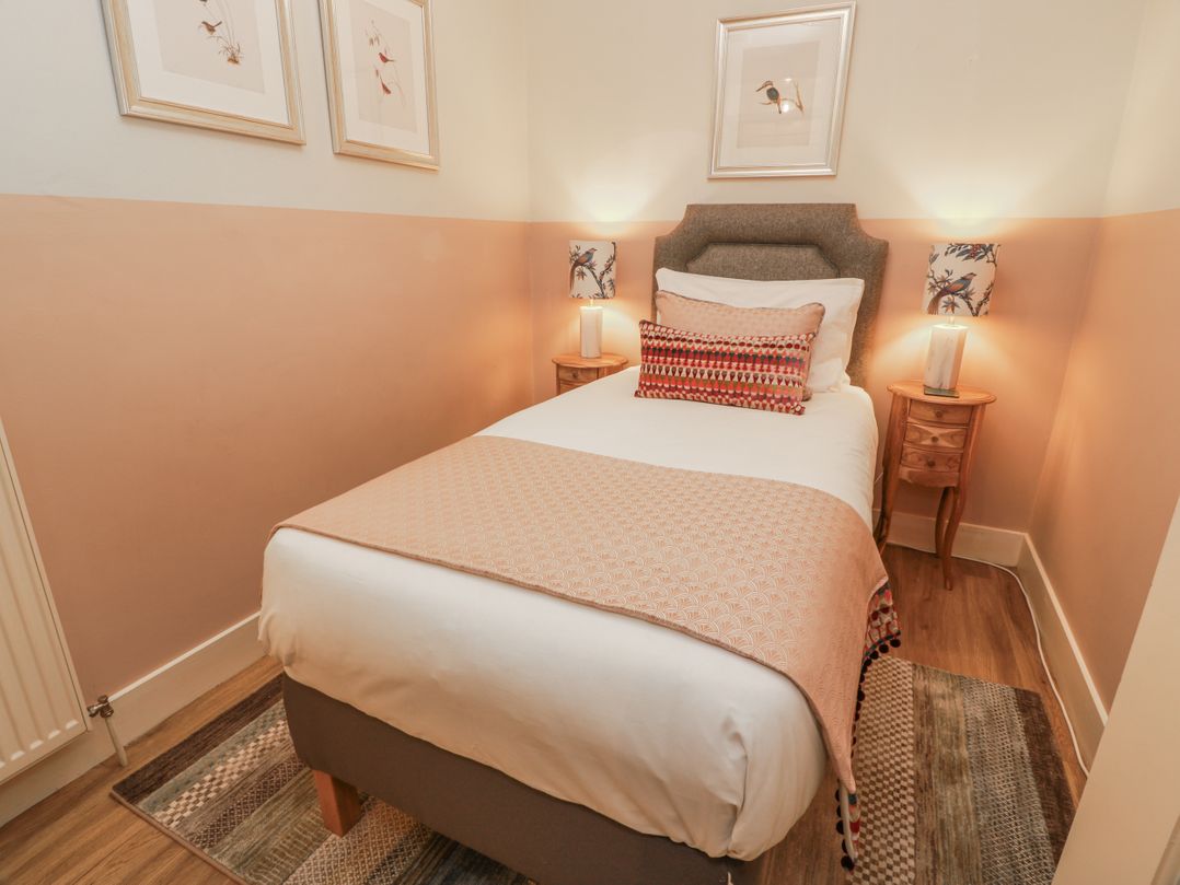The Coach House - Holmwood