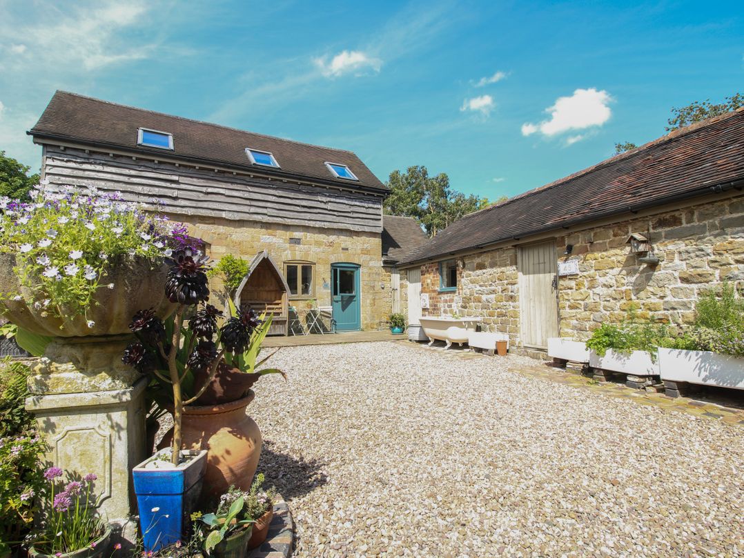 Foxholes Barn