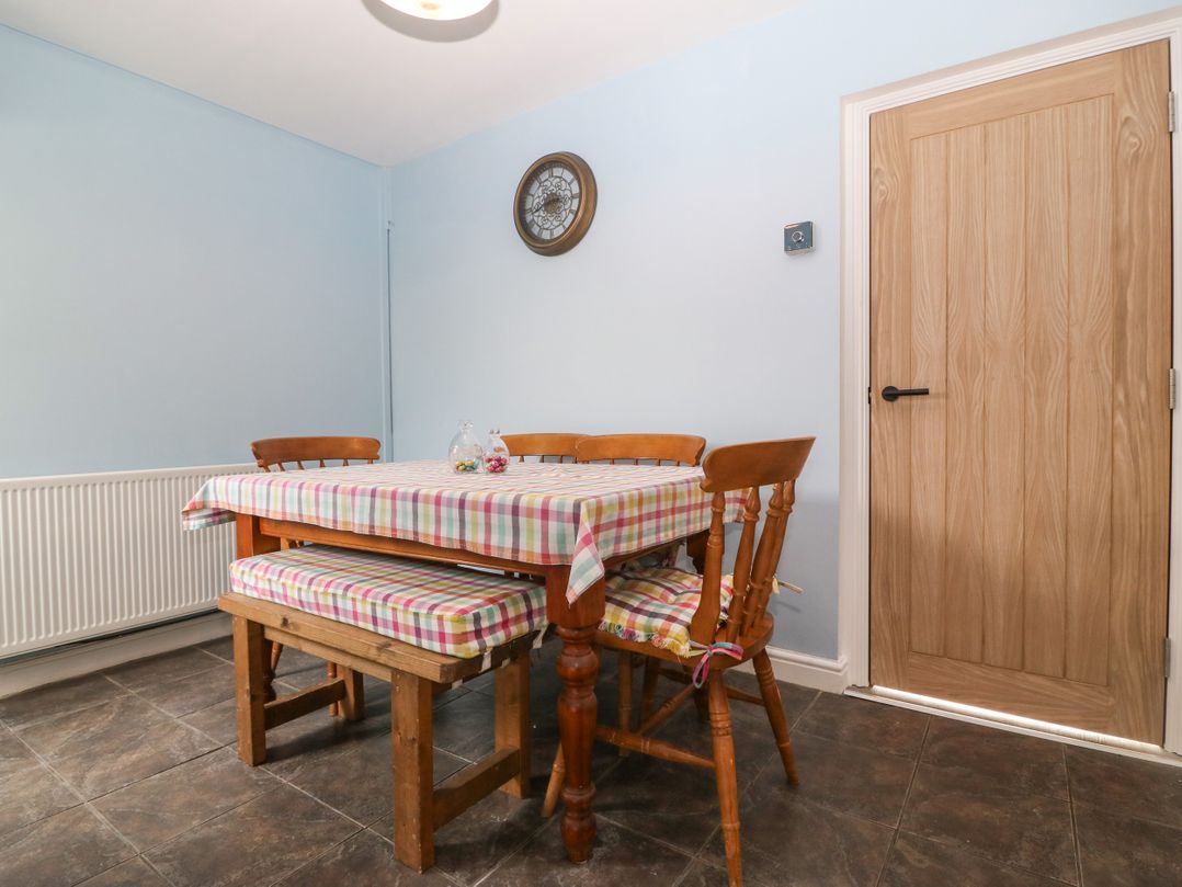 Platform 13 Railway Cottage