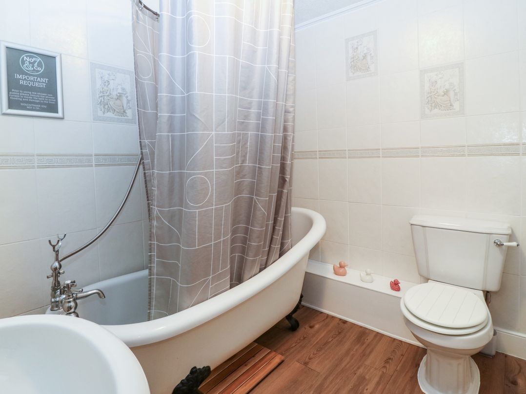 Platform 13 Railway Cottage