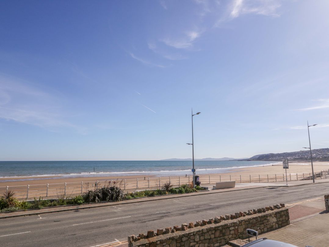 Ocean View Apartment