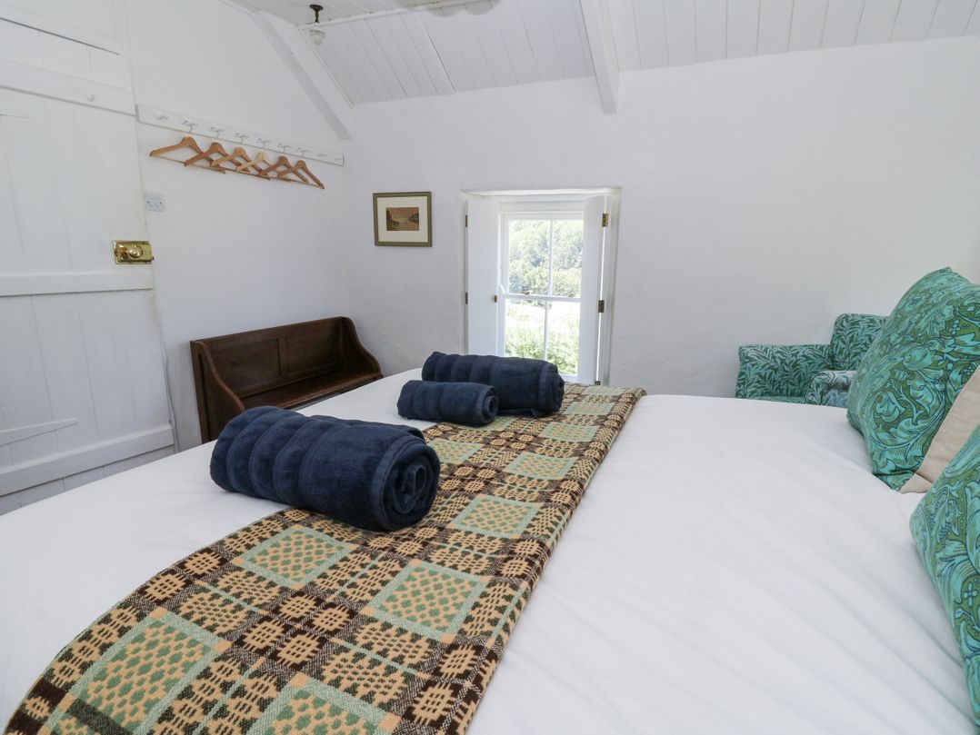 Dolwylan Cottage
