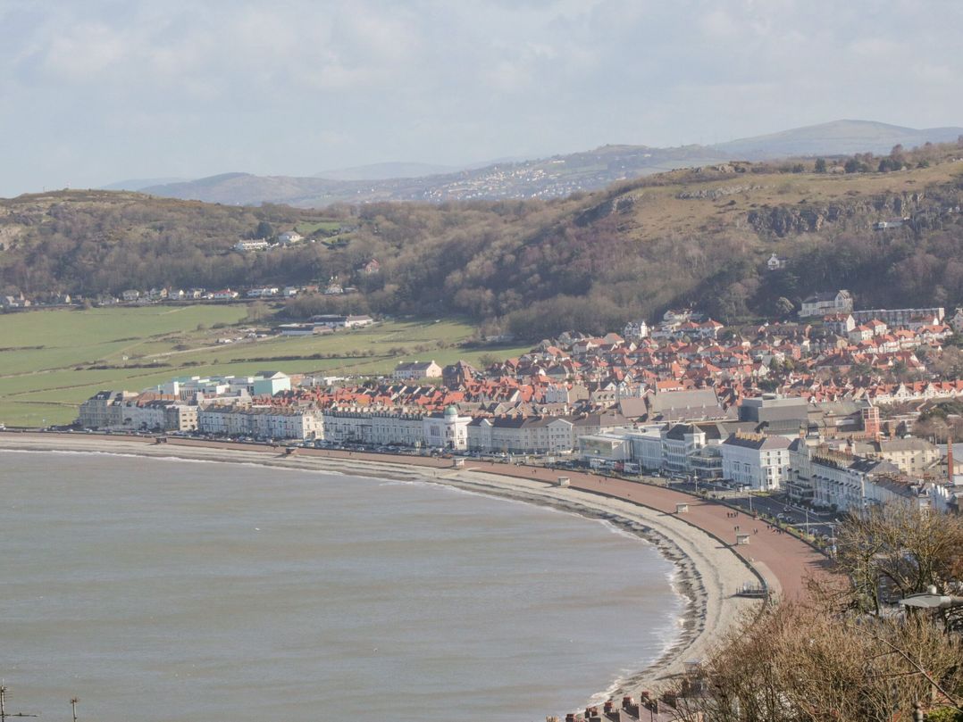 Apartment 1 - Llandudno Central