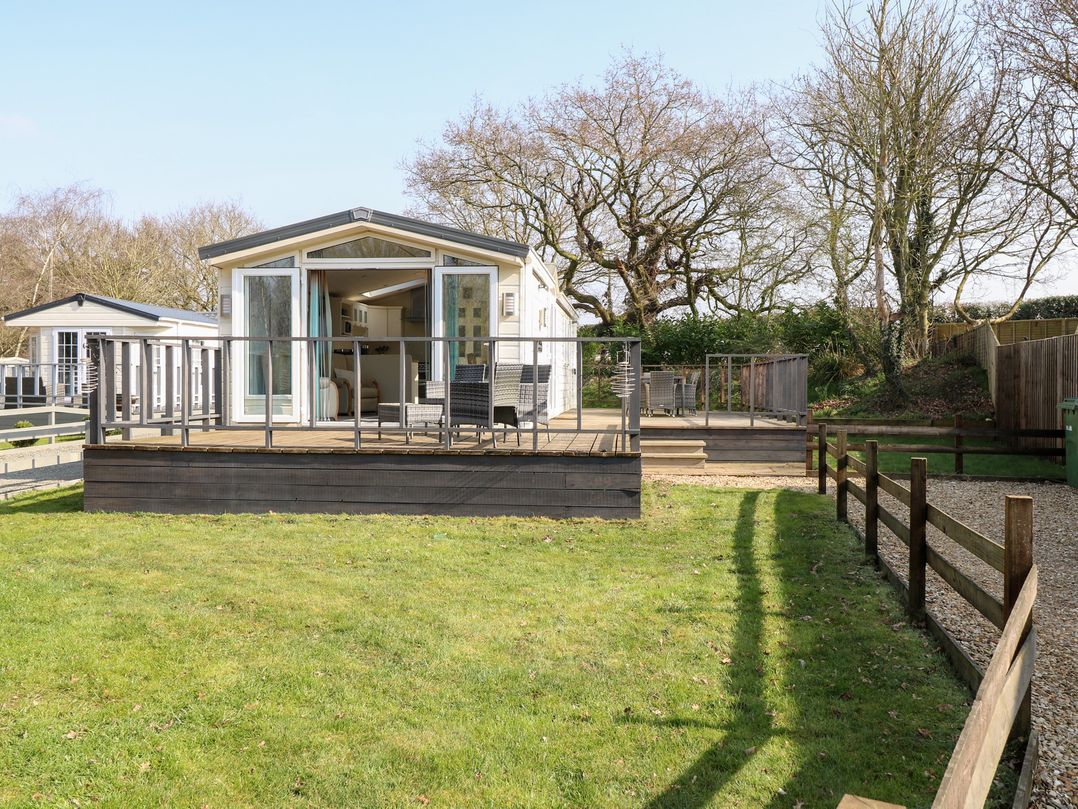 109 Pentney Lakes