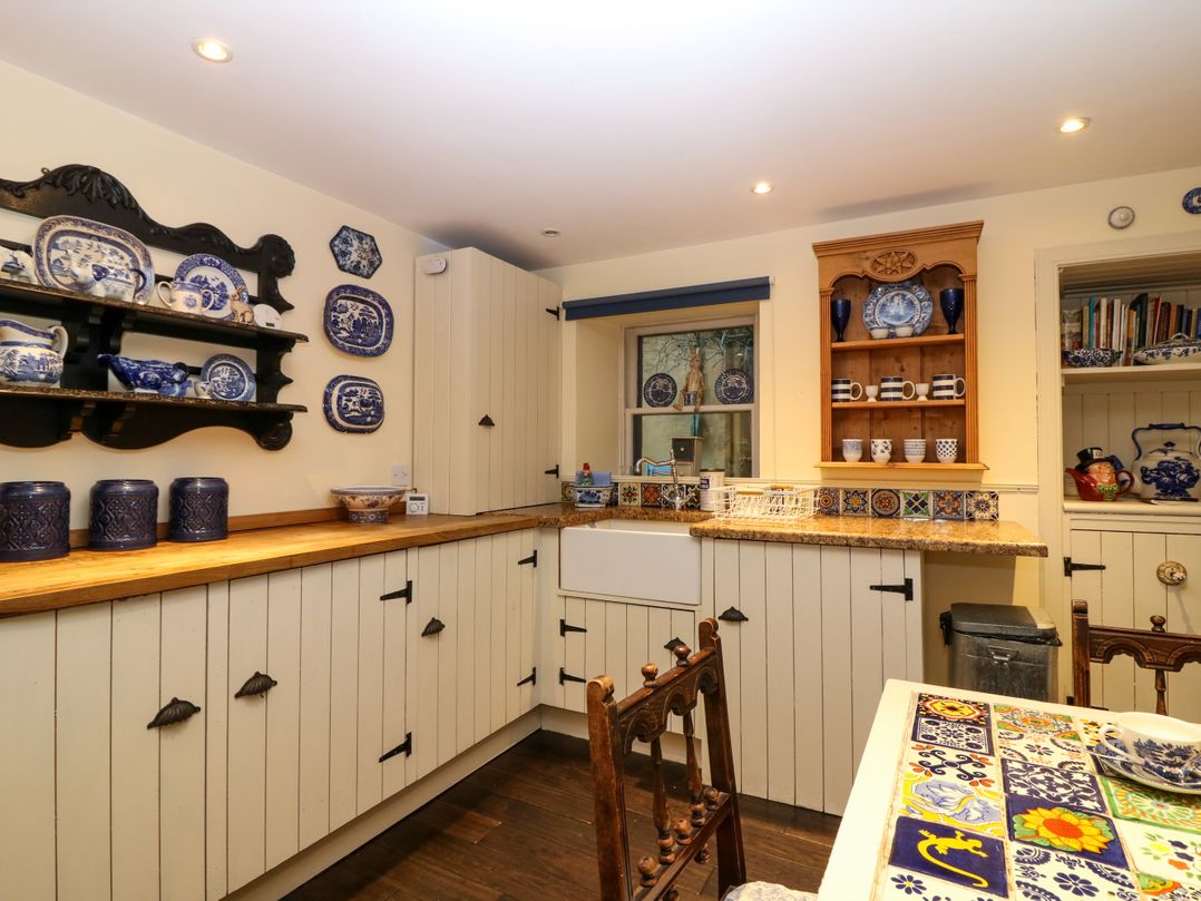 Wonderland Cottage