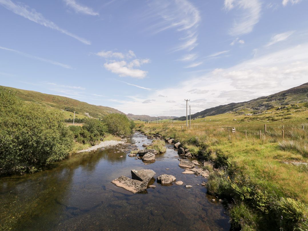Cwm