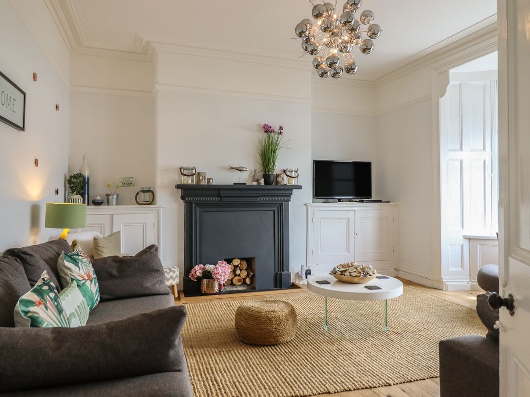 5 Porkington Terrace