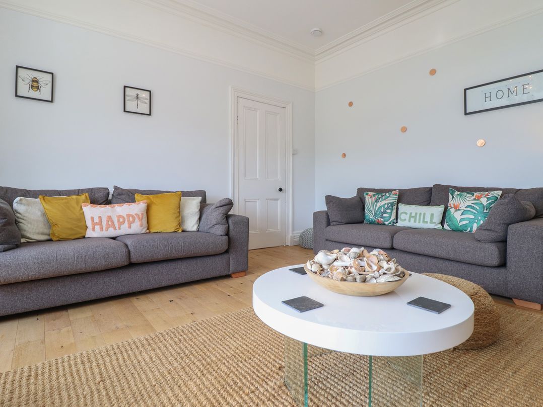 5 Porkington Terrace