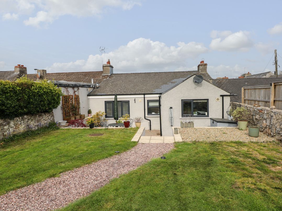 Holly Cottage