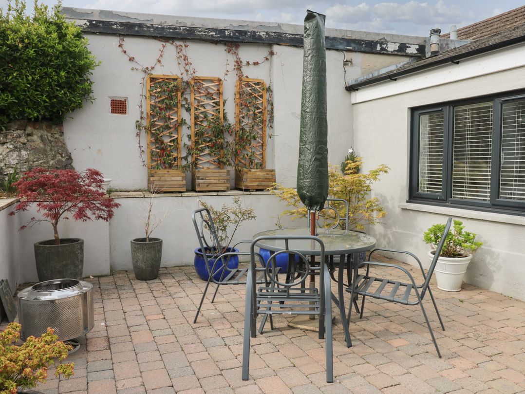 Holly Cottage