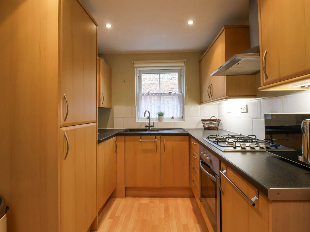 3 Westgate Mews